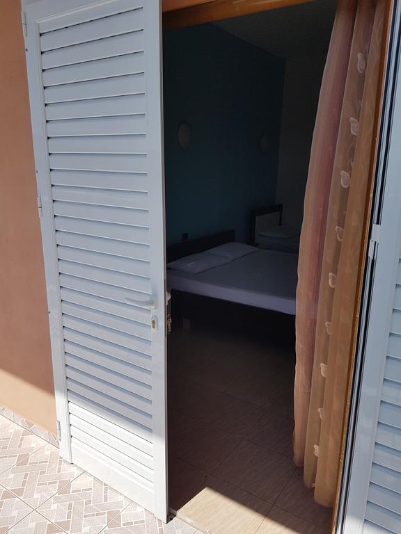 Vila Melpo Apartments Ilias エクステリア 写真