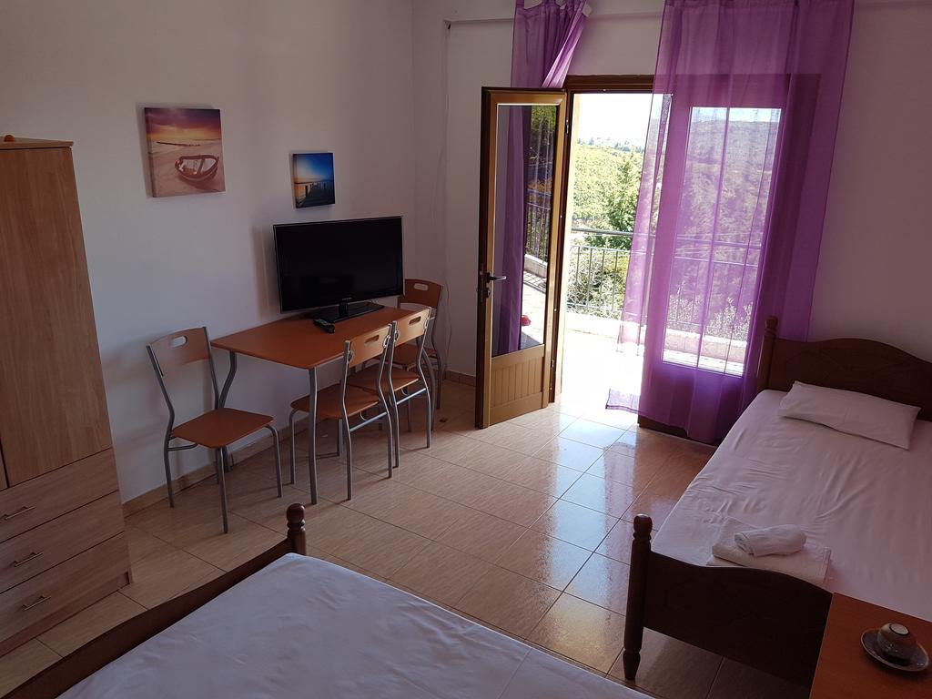 Vila Melpo Apartments Ilias エクステリア 写真
